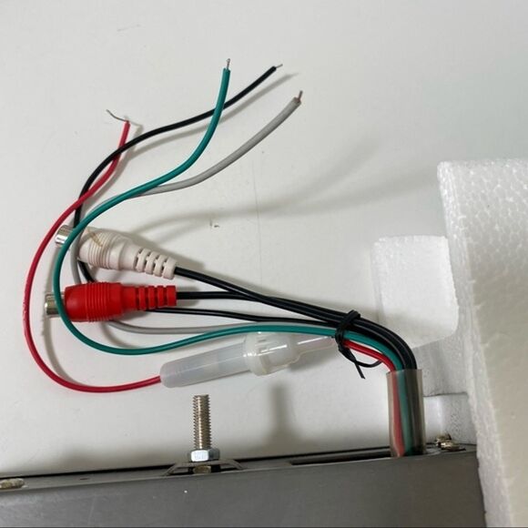 SALE!  JDL Detachable Car Stereo Radio System, NIB #1307 Lighted - Picture 10 of 10